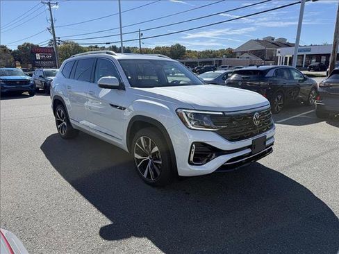 New 2026 Volkswagen Atlas SEL Premium R-Line AWD/4WD image 7