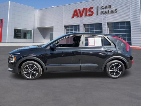Used 2025 Kia Niro LX FWD image 10