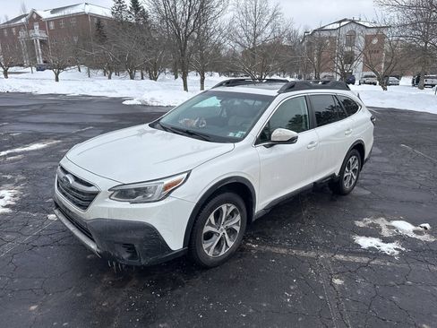 Used 2020 Subaru Outback Limited w/ Popular Package #2 image 3