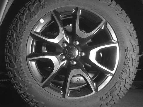 Used 2025 Jeep Compass Trailhawk AWD/4WD image 14