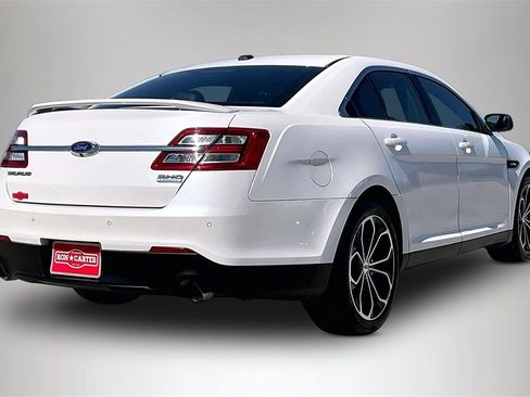 Used 2018 Ford Taurus SHO w/ Driver Assist Package image 5