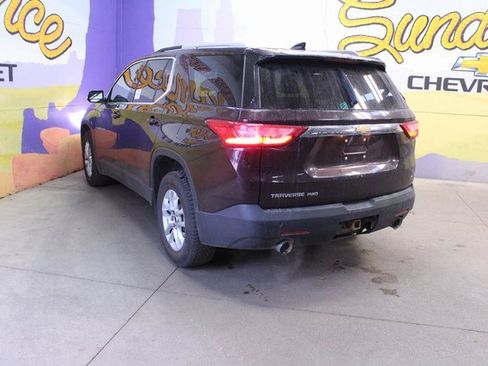 Used 2018 Chevrolet Traverse LT image 5
