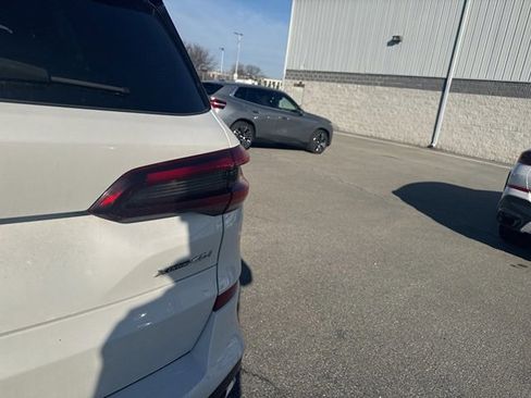 Certified 2023 BMW X5 xDrive40i w/ M Sport Package image 6