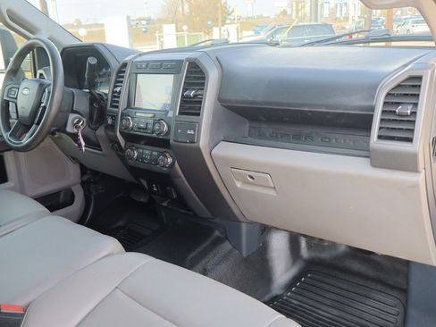 Used 2022 Ford F450 XL w/ Power Equipment Group image 38