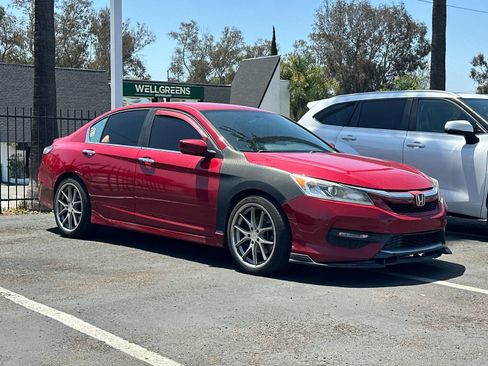 Used 2016 Honda Accord Sport image 2