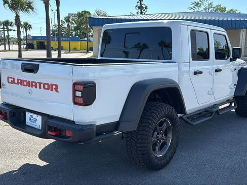Used 2022 Jeep Gladiator Rubicon w/ LED Lighting Group AWD/4WD image 6