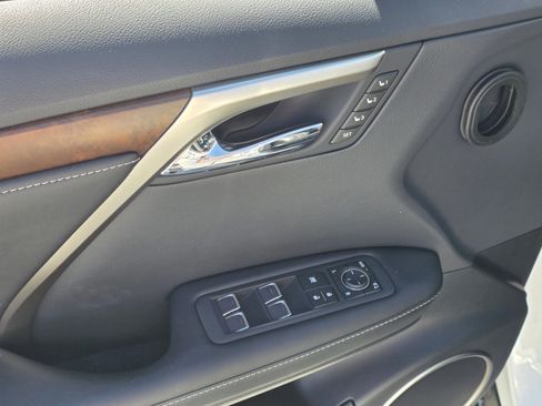 Certified 2022 Lexus RX 350L FWD w/ Premium Package image 10