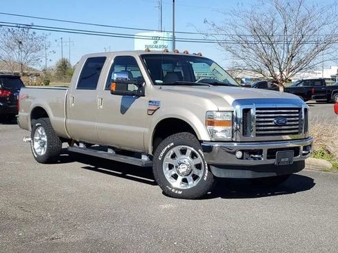 Used 2010 Ford F250 Lariat image 28