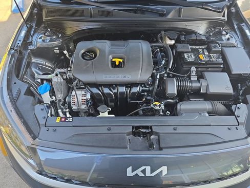 Used 2024 Kia Forte LXS FWD image 19