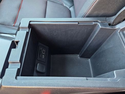 Used 2025 Chevrolet Blazer RS image 27