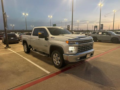 Used 2022 Chevrolet Silverado 2500 LTZ w/ LTZ Texas Edition AWD/4WD image 4