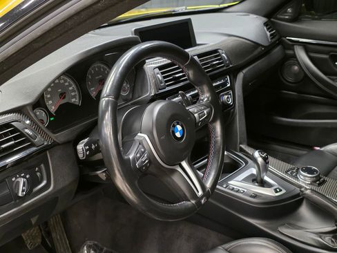 Used 2015 BMW M4 Coupe image 18