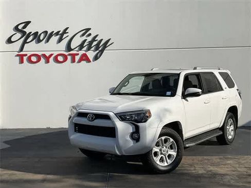 Used 2016 Toyota 4Runner SR5 Premium image 1