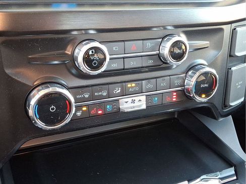 New 2026 Ford F250 Lariat w/ Chrome Package image 11