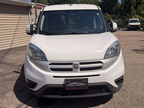 Used 2018 RAM ProMaster City Tradesman SLT FWD image 10