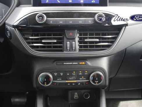 Used 2024 Ford Escape Active AWD/4WD image 17
