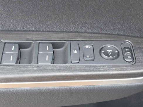 Used 2020 Honda Clarity Plug-In Hybrid image 22