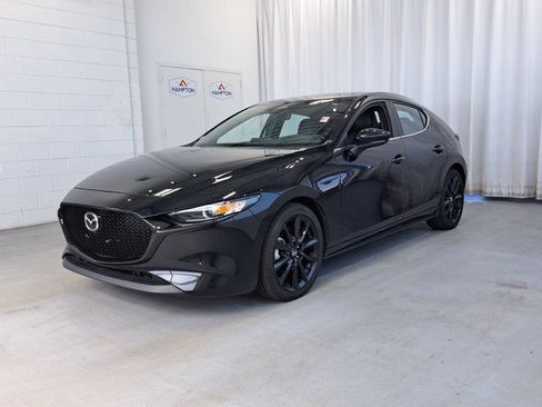 Used 2024 MAZDA MAZDA3 s FWD image 2