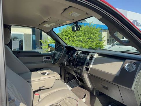 Used 2010 Ford F150 XLT image 17