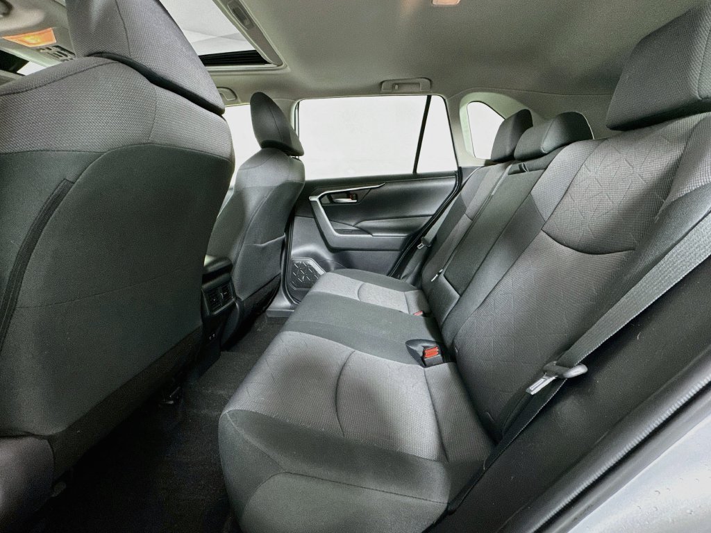 Used 2019 Toyota RAV4 XLE w/ Convenience Package AWD/4WD image 12