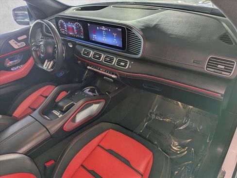 Certified 2024 Mercedes-Benz GLE 53 AMG 4MATIC image 25
