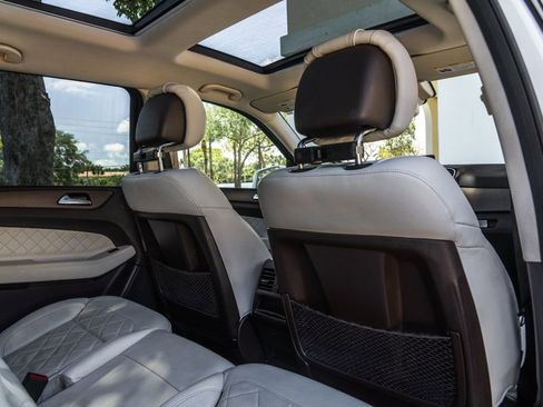 Used 2019 Mercedes-Benz GLS 450 4MATIC w/ Grand Edition Package image 26