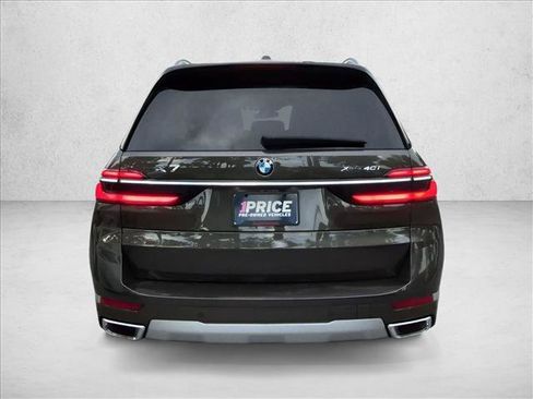 Used 2026 BMW X7 xDrive40i AWD/4WD image 7