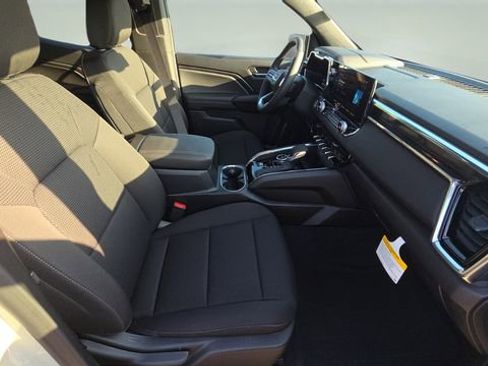 New 2026 GMC Canyon Elevation w/ Convenience Package image 25