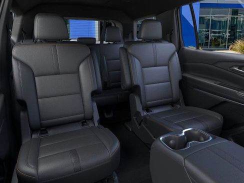 New 2026 Chevrolet Traverse High Country image 17