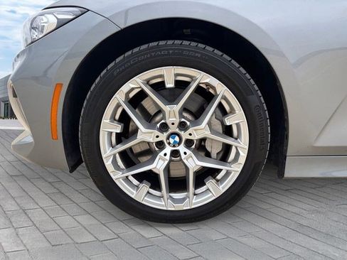 Used 2025 BMW 330i xDrive Sedan AWD/4WD image 9
