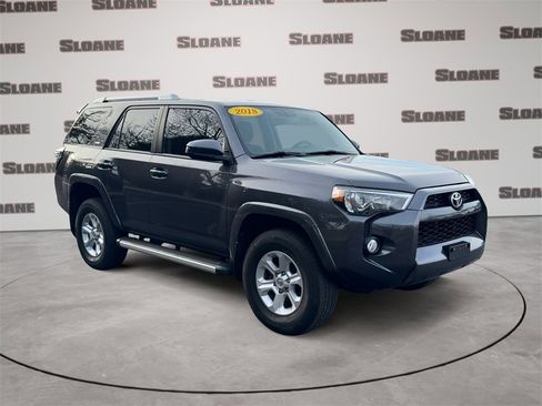 Used 2018 Toyota 4Runner SR5 image 7
