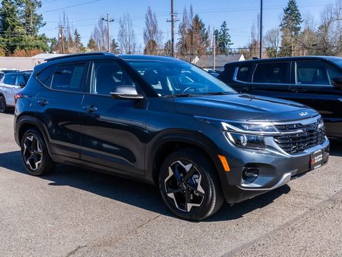 Used 2025 Kia Seltos S image 1