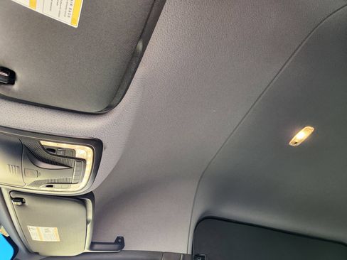 Used 2025 Mercedes-Benz Sprinter 2500 image 19