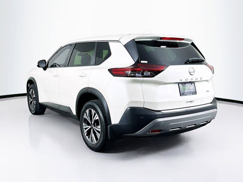Used 2023 Nissan Rogue SV FWD image 5