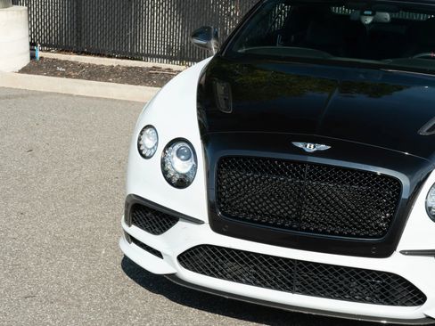 Used 2018 Bentley Continental GT Supersports AWD/4WD image 7
