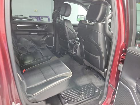 Used 2023 RAM 1500 Laramie AWD/4WD image 18