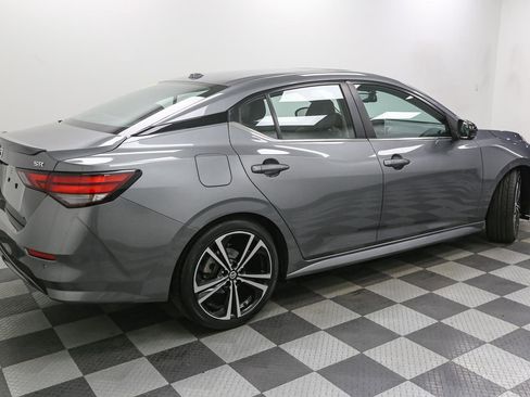 Used 2020 Nissan Sentra SR w/ Premium Package FWD image 8
