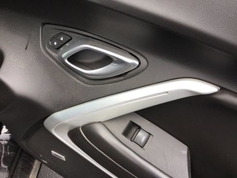 Used 2019 Chevrolet Camaro SS RWD image 21