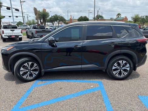 Certified 2022 Nissan Rogue SV w/ SV Premium Package FWD image 3