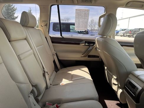 Used 2014 Lexus GX 460 Luxury AWD/4WD image 9
