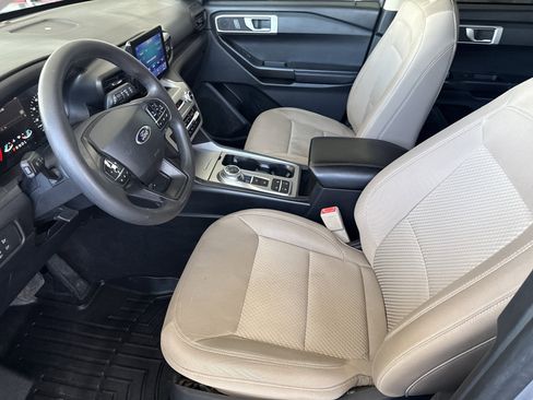 Used 2021 Ford Explorer 2WD image 21