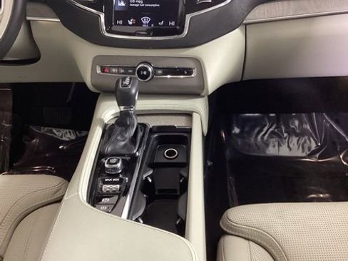 Used 2020 Volvo XC90 T6 Inscription w/ Protection Package image 22