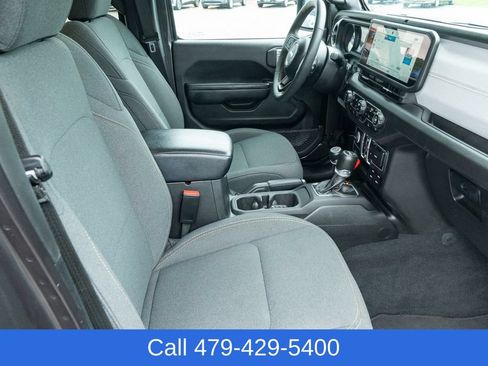 Used 2024 Jeep Wrangler Unlimited Sport AWD/4WD image 41