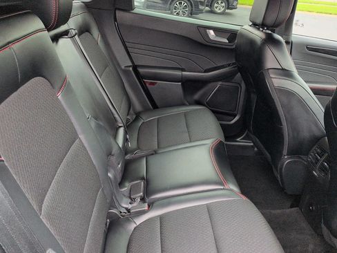 Used 2025 Ford Escape ST-Line Select w/ Tech Pack #1 AWD/4WD image 11