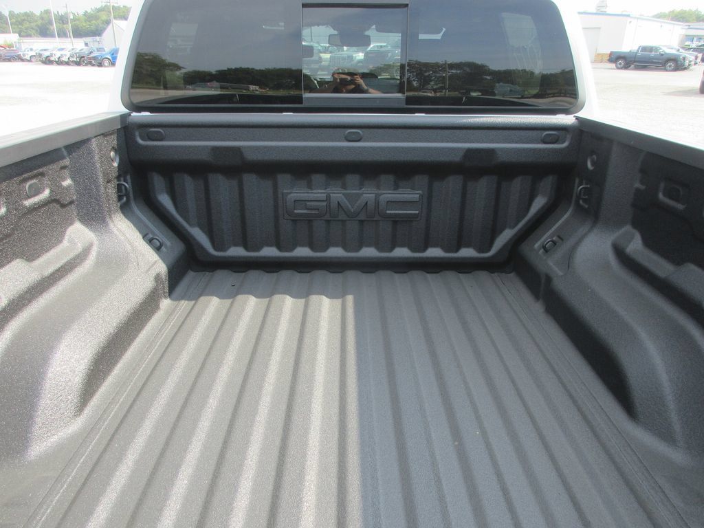 New 2026 GMC Canyon Denali AWD/4WD image 6