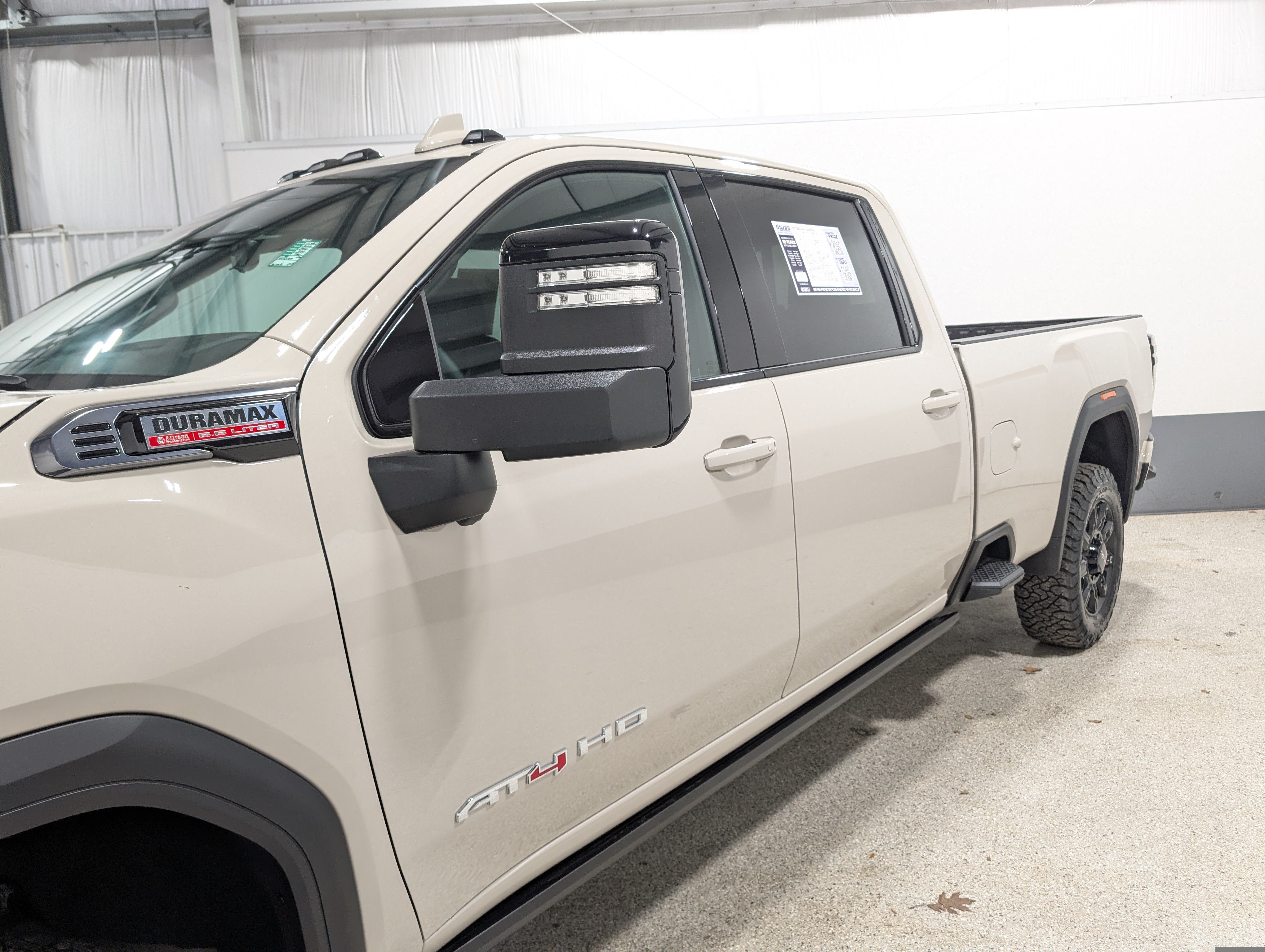 Used 2026 GMC Sierra 3500 AT4 w/ AT4 Premium Plus Package AWD/4WD image 7