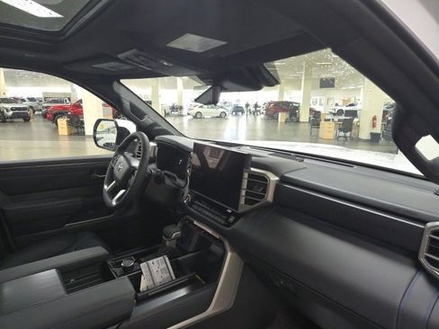 New 2026 Toyota Tundra Platinum image 10