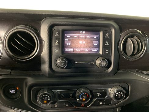 Used 2020 Jeep Wrangler Unlimited Sport AWD/4WD image 25