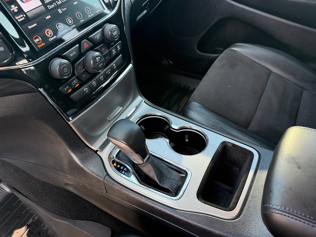 Used 2021 Jeep Grand Cherokee Laredo X AWD/4WD image 23