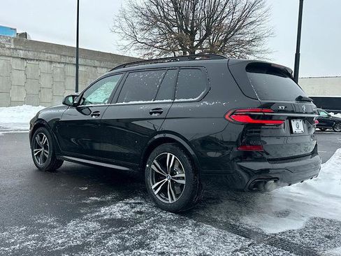 New 2026 BMW X7 M60i image 3
